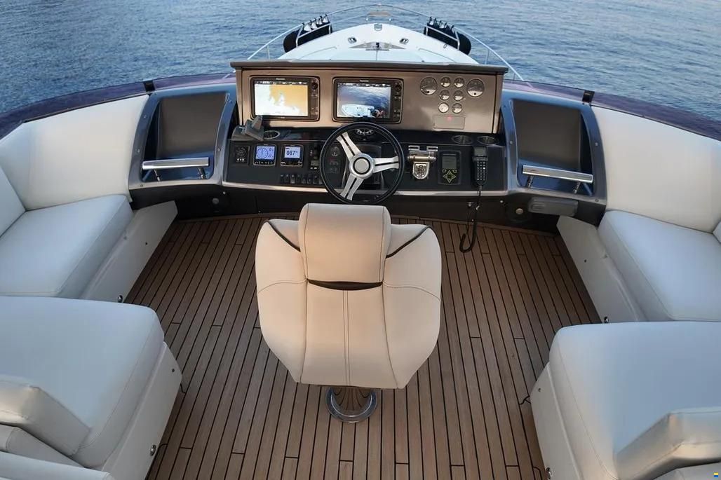 Princess F82