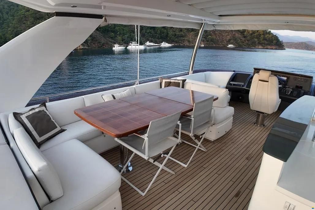 Princess F82