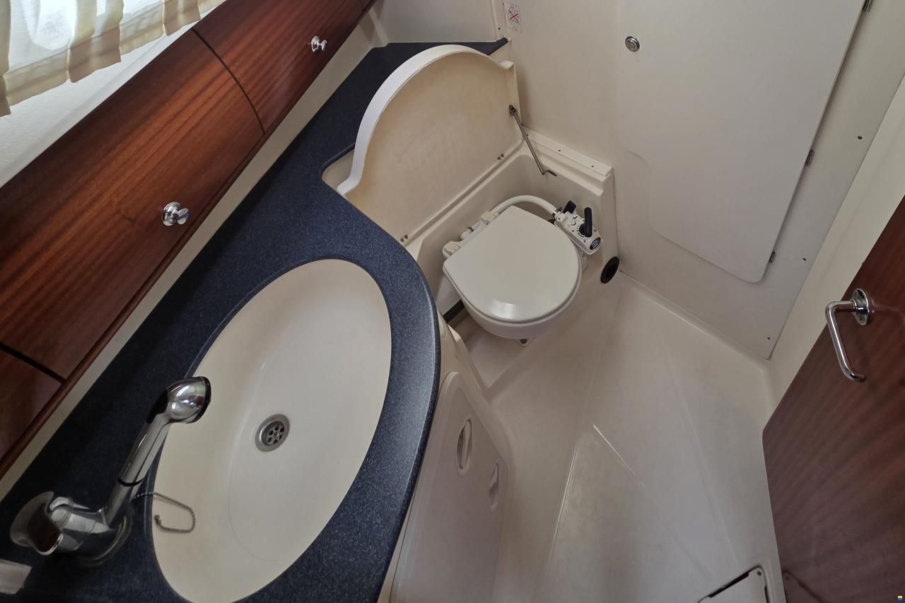 Bavaria 36-2 Cabin