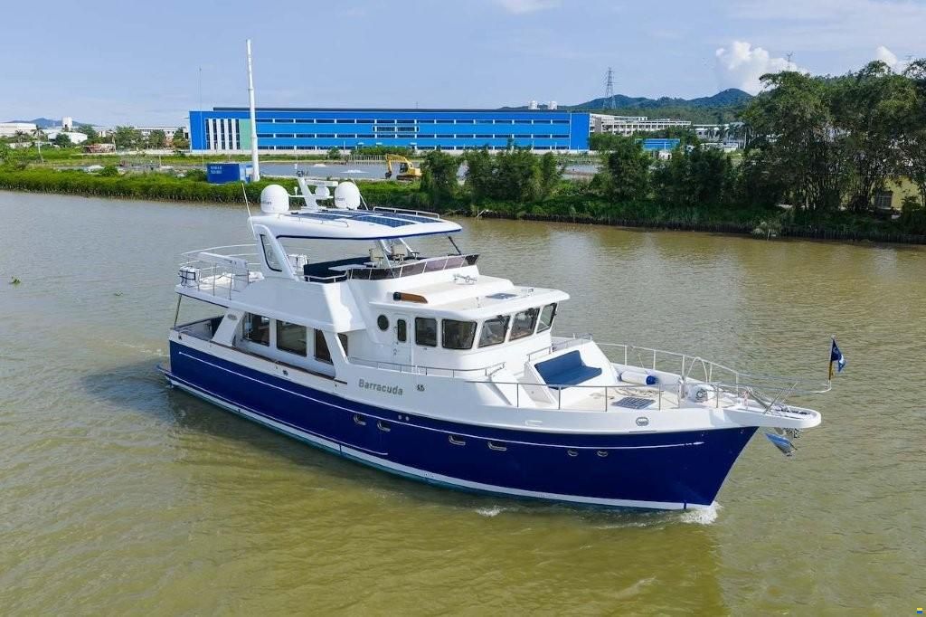 Selene 56 Classic Explorer