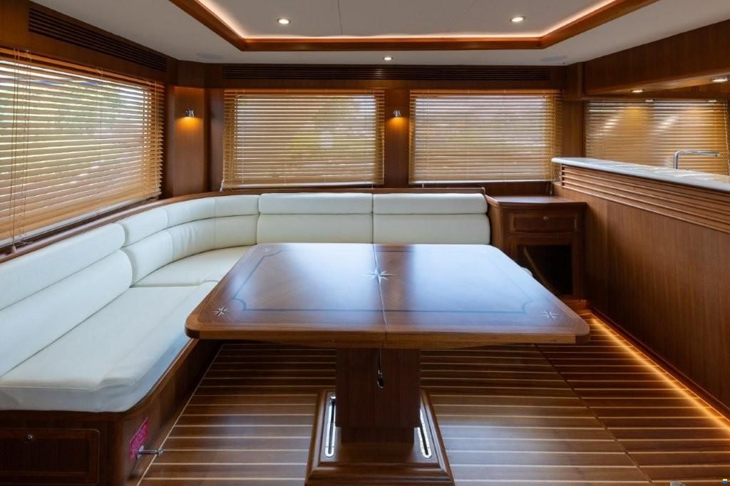 Selene 56 Classic Explorer
