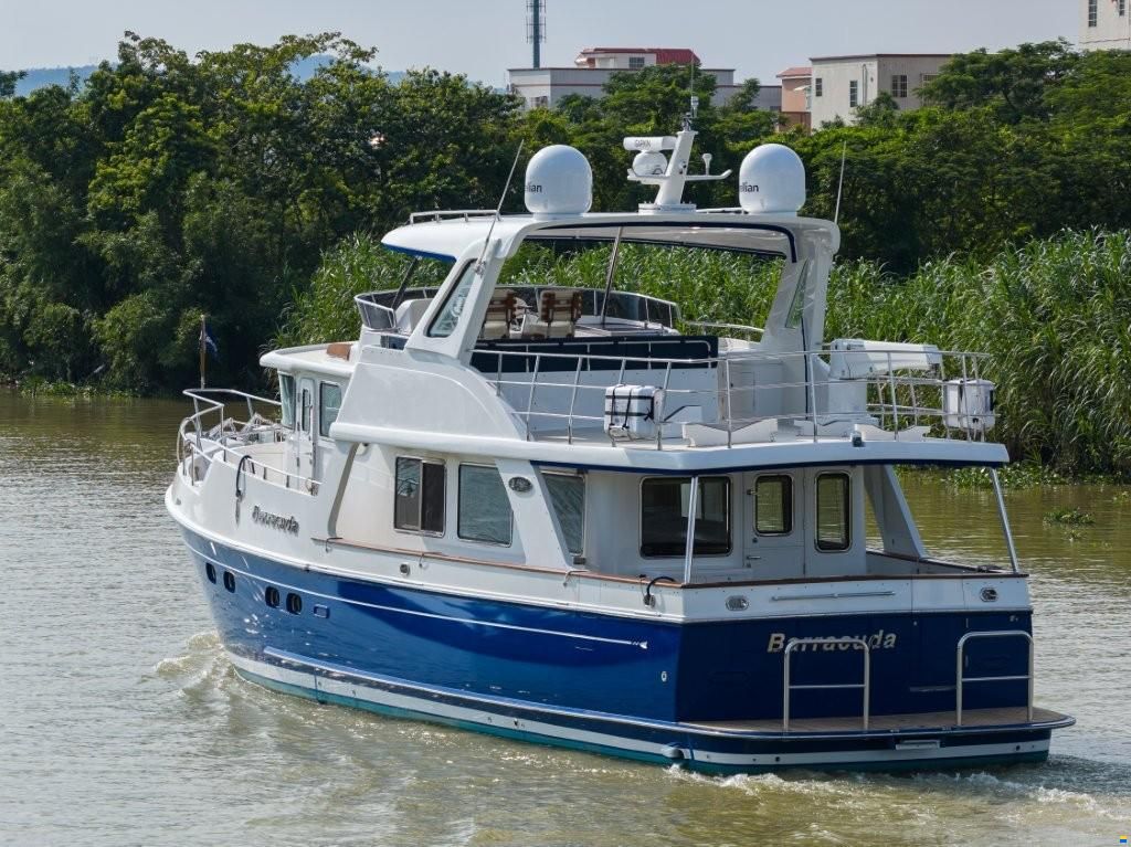 Selene 56 Classic Explorer