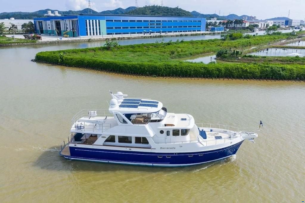 Selene 56 Classic Explorer