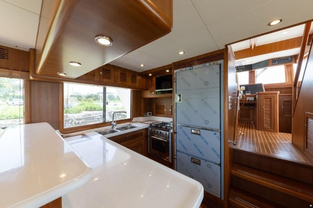 Selene 56 Classic Explorer