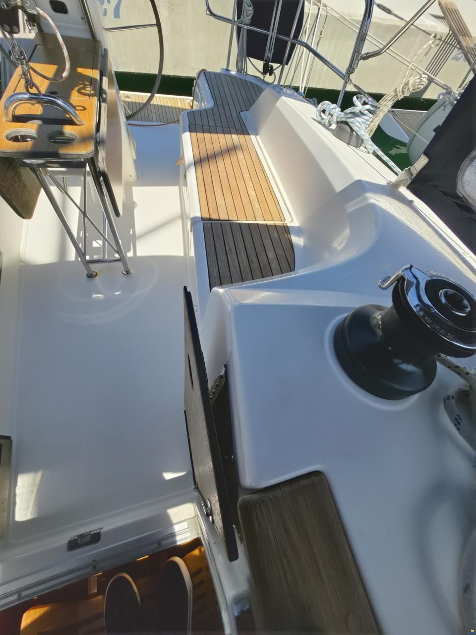 Bavaria CRUISER 33