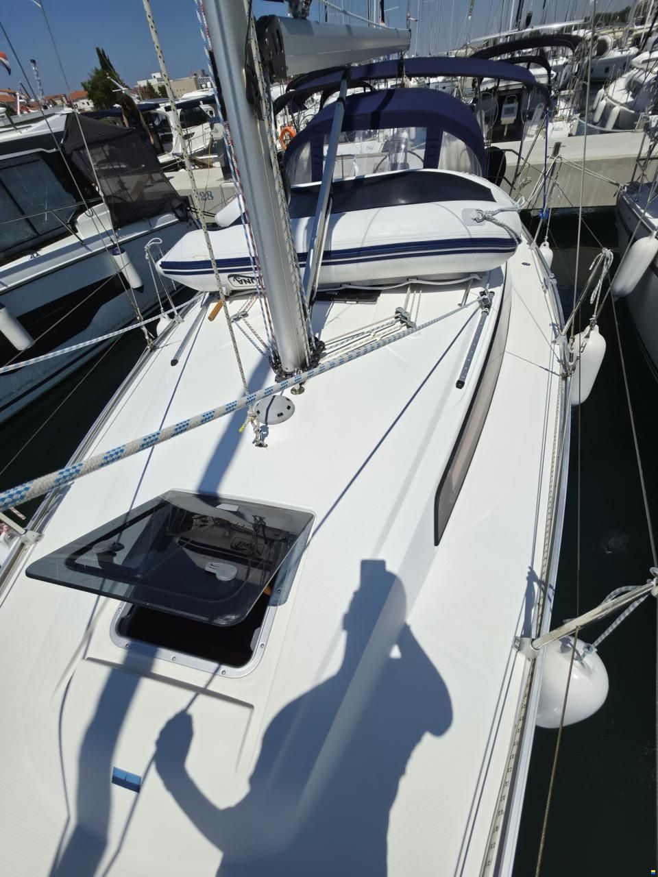 Bavaria CRUISER 33