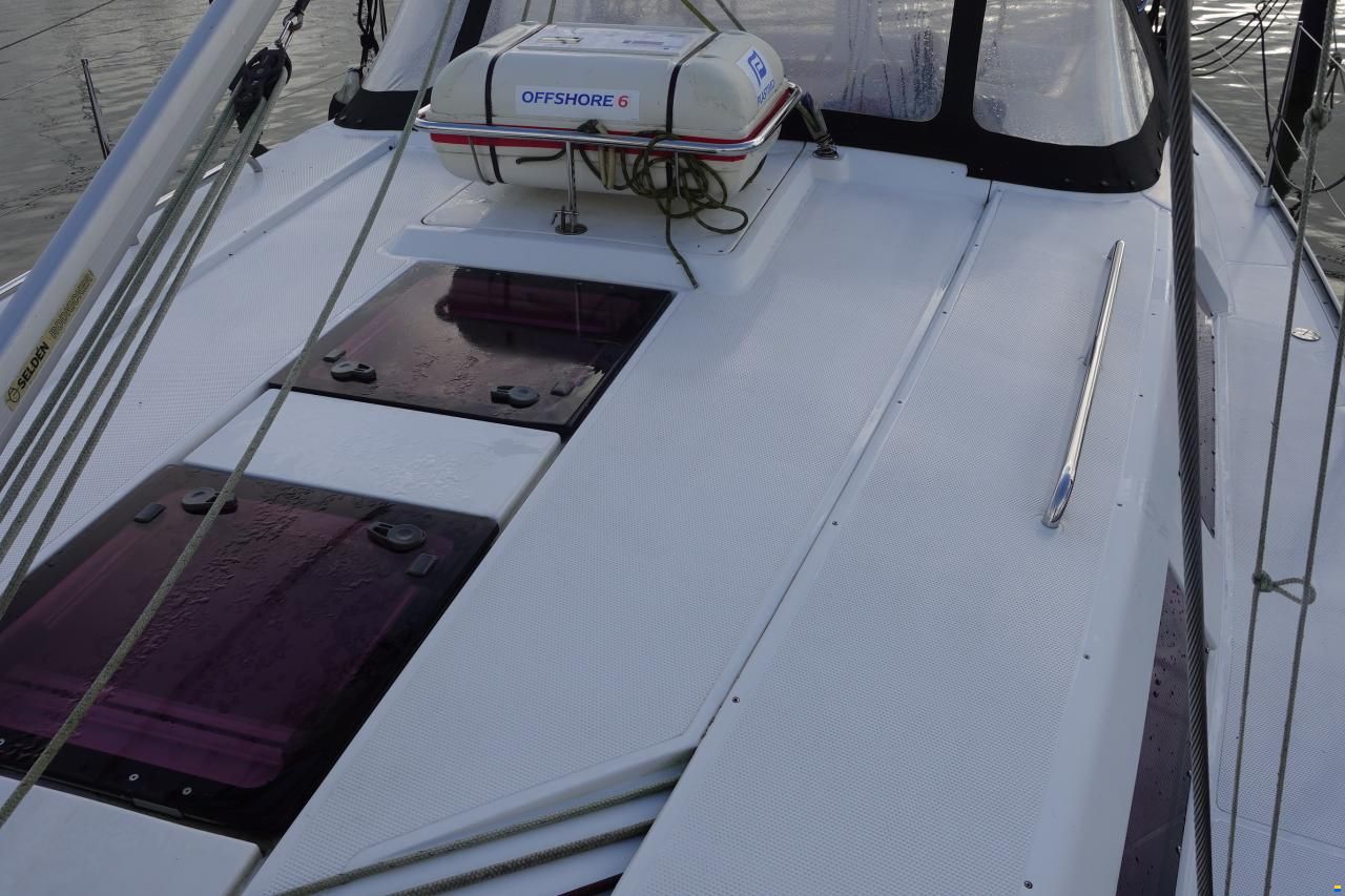 Hanse 375