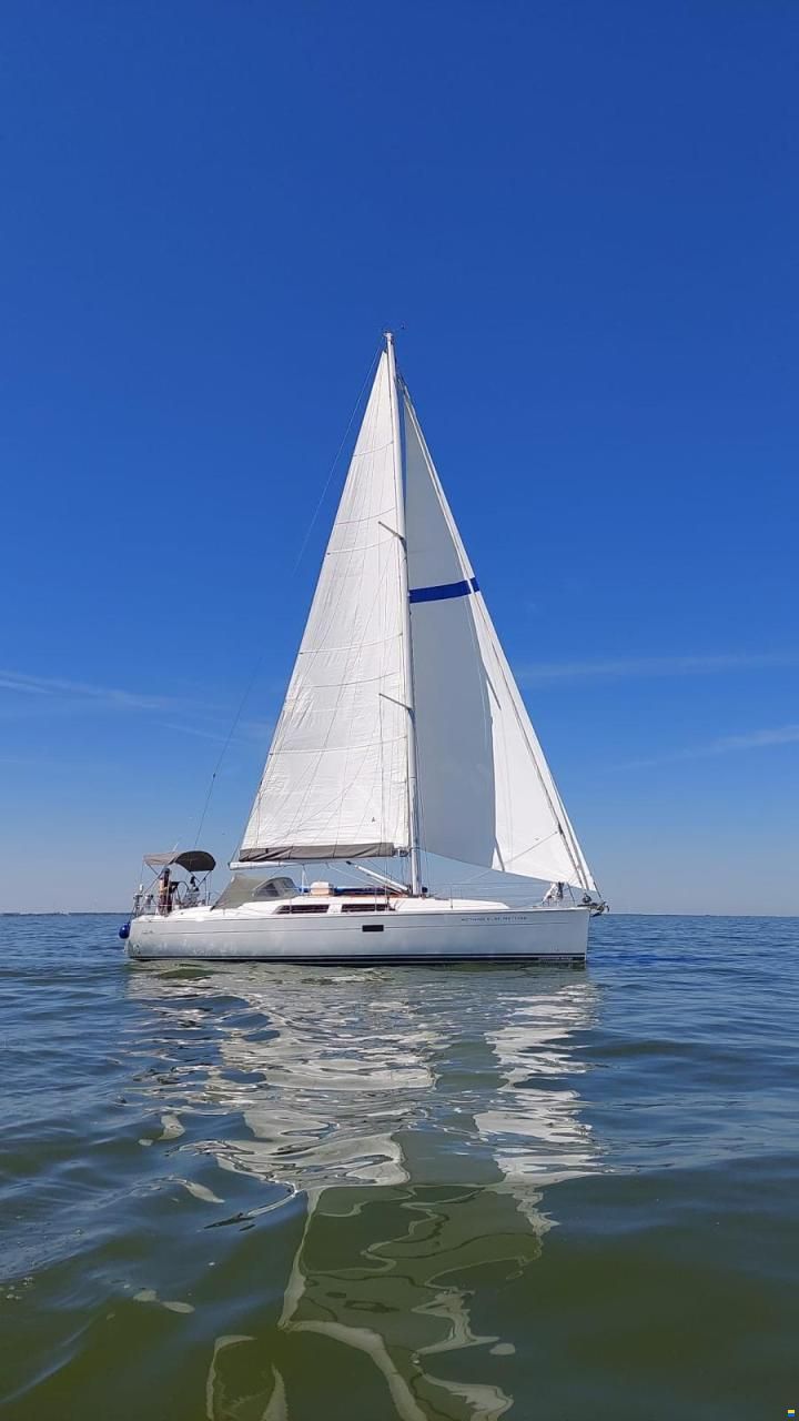 Hanse 375