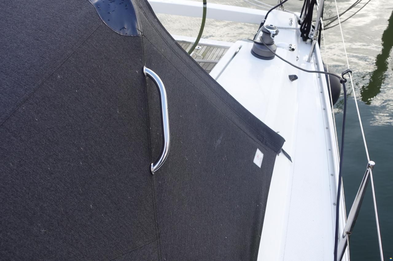 Hanse 375