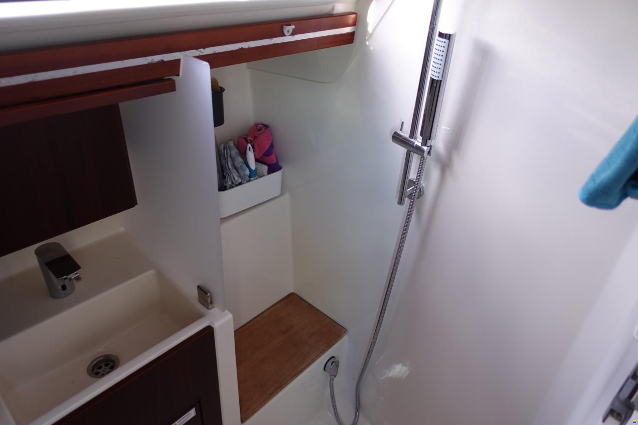 Hanse 375