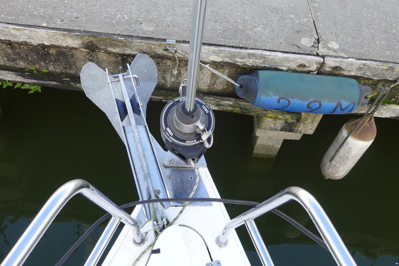 Hanse 375