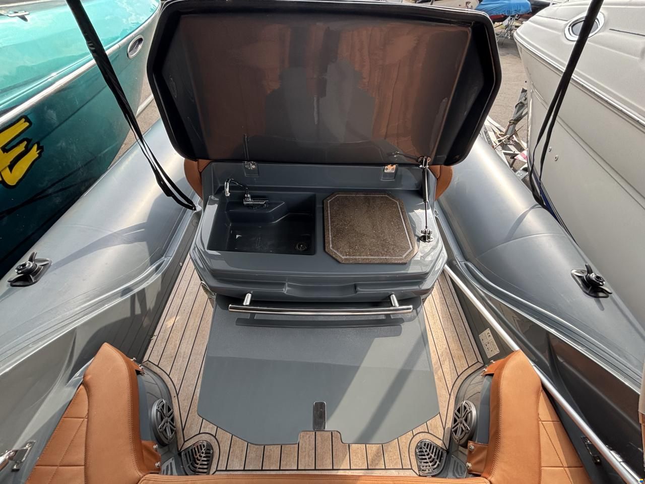 SACS Strider 9