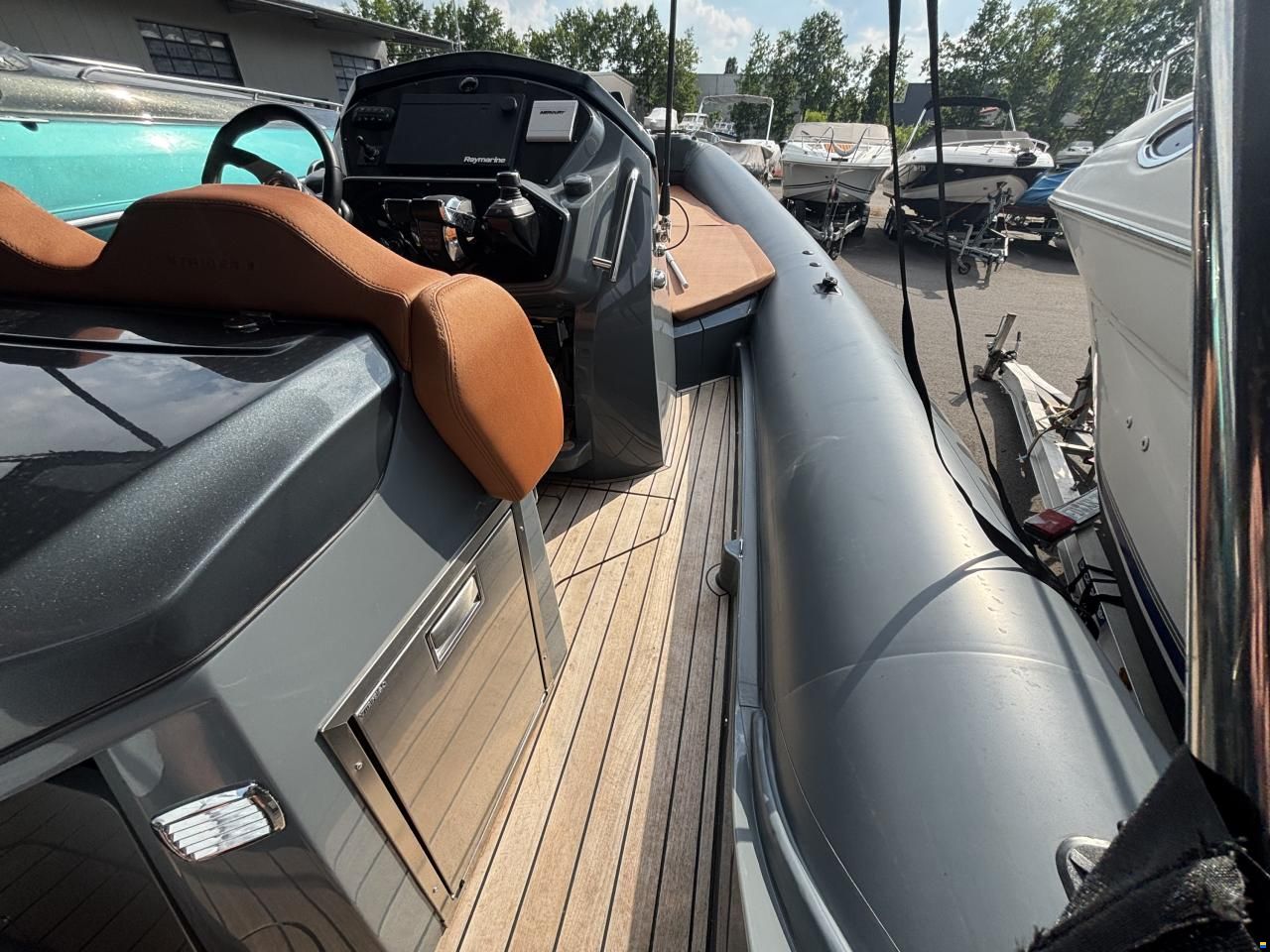 SACS Strider 9
