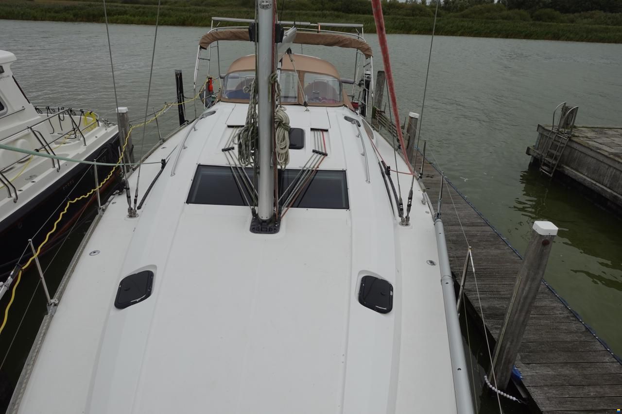 Elan 444