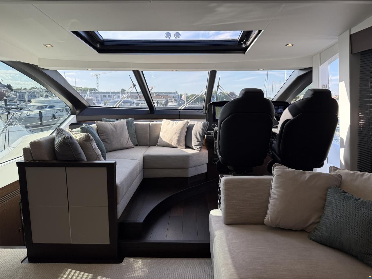 Sunseeker 74 Sport Yacht