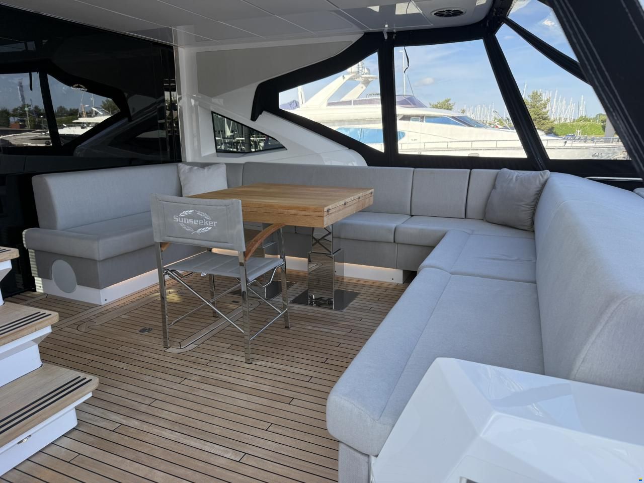 Sunseeker 74 Sport Yacht