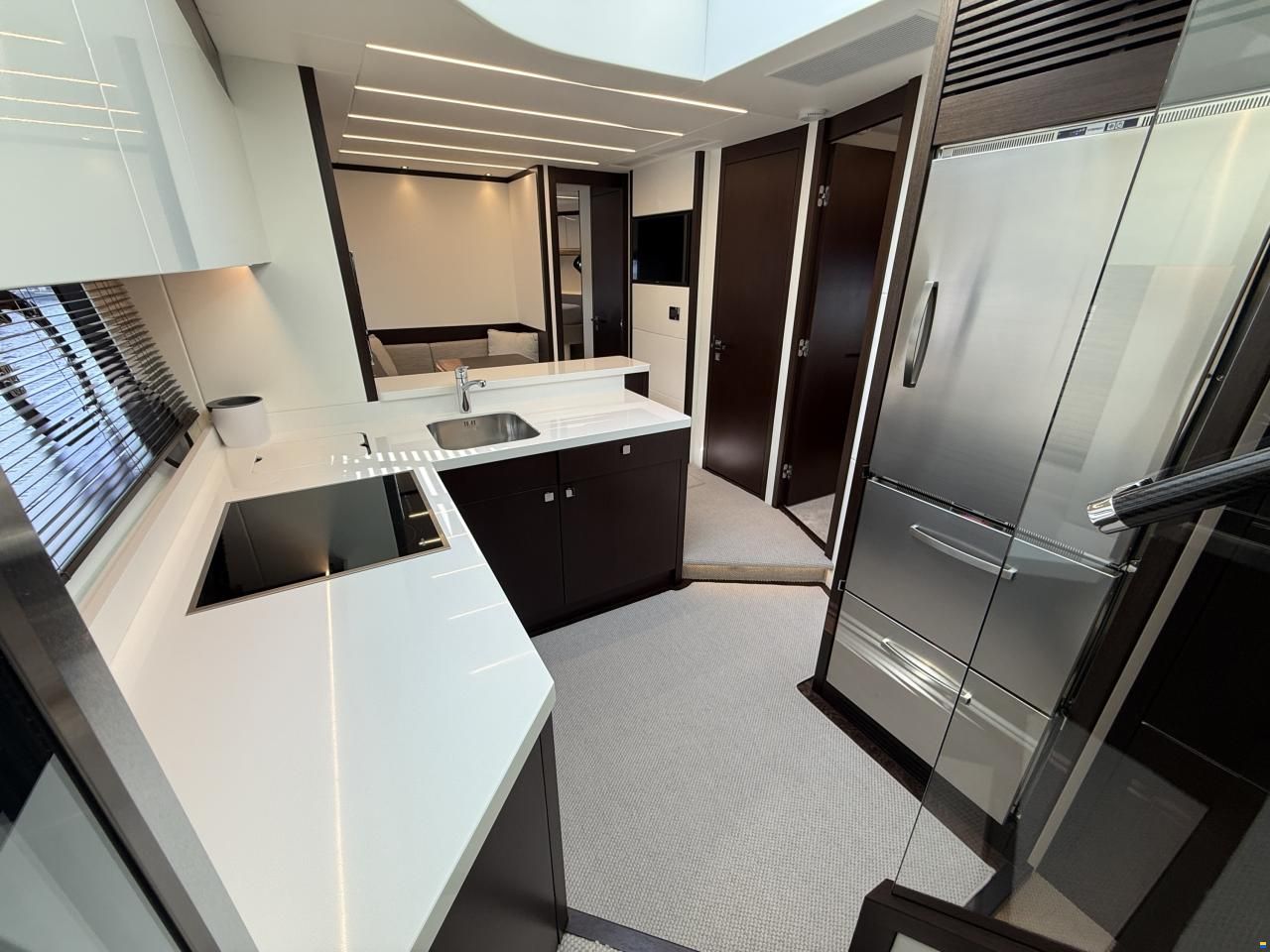 Sunseeker 74 Sport Yacht