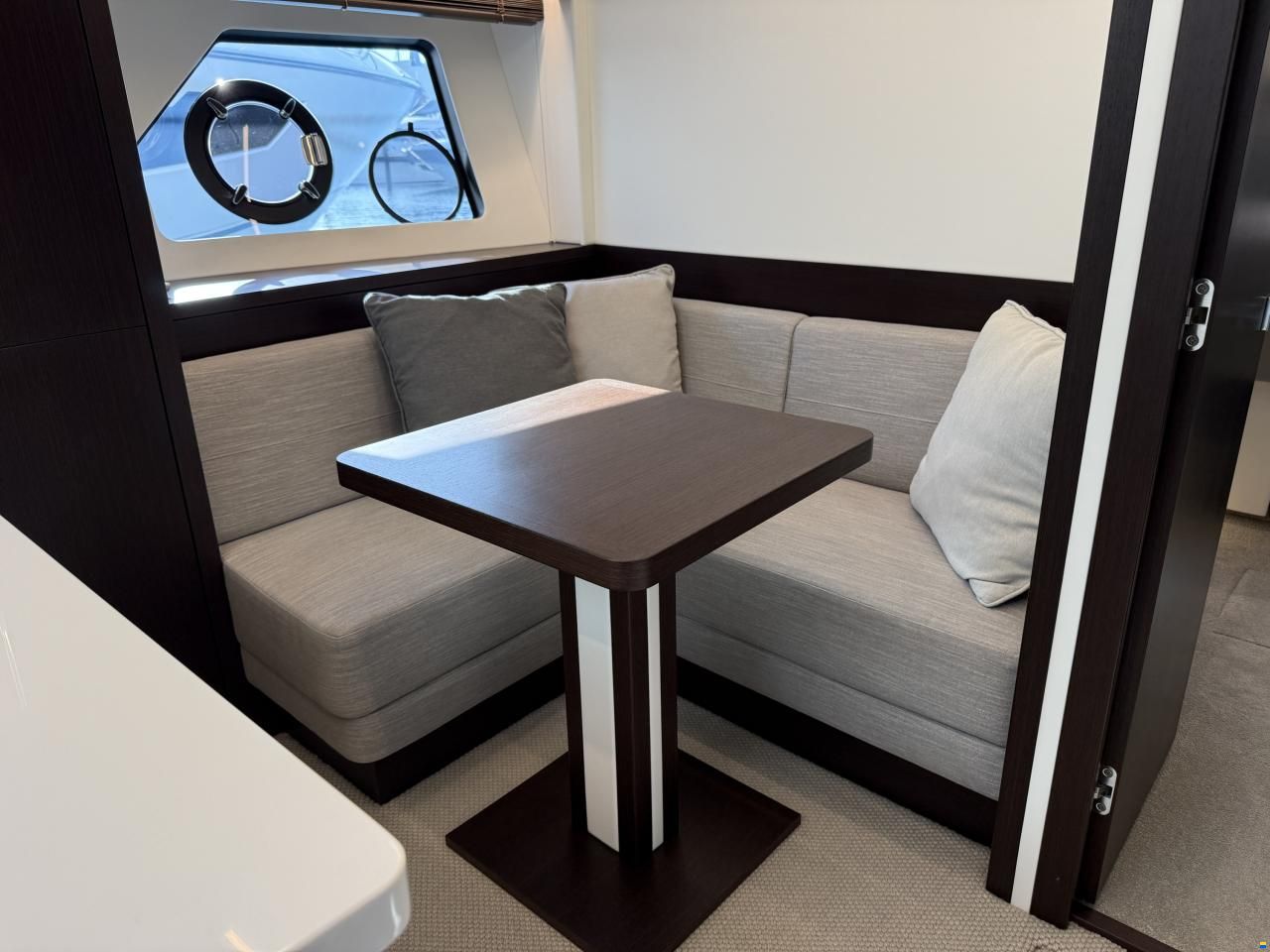 Sunseeker 74 Sport Yacht