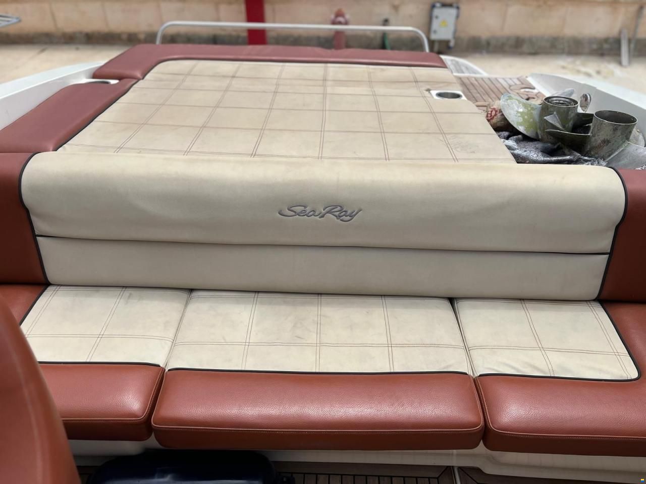 Sea Ray 240 Sse