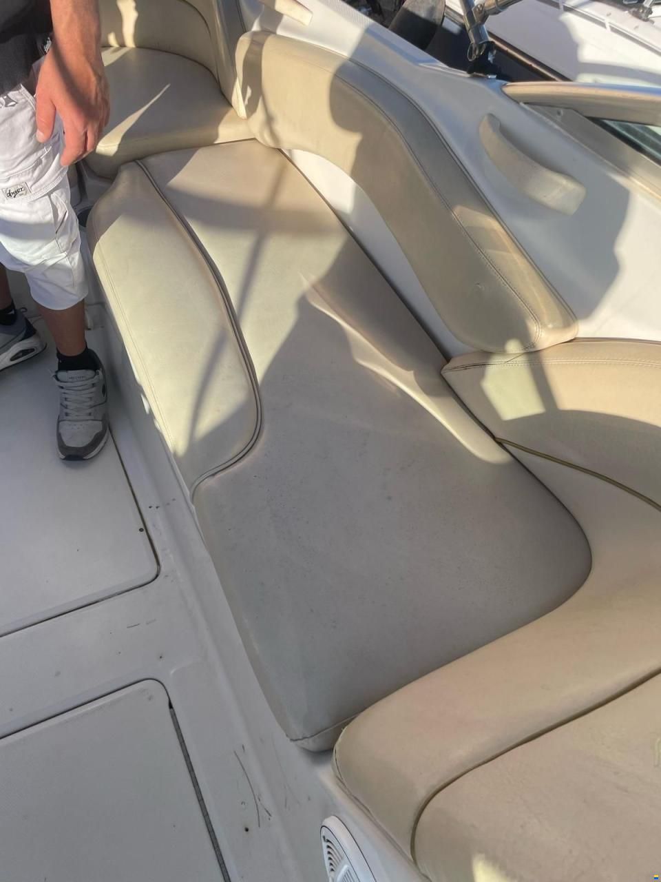 Sea Ray Sundeck 240