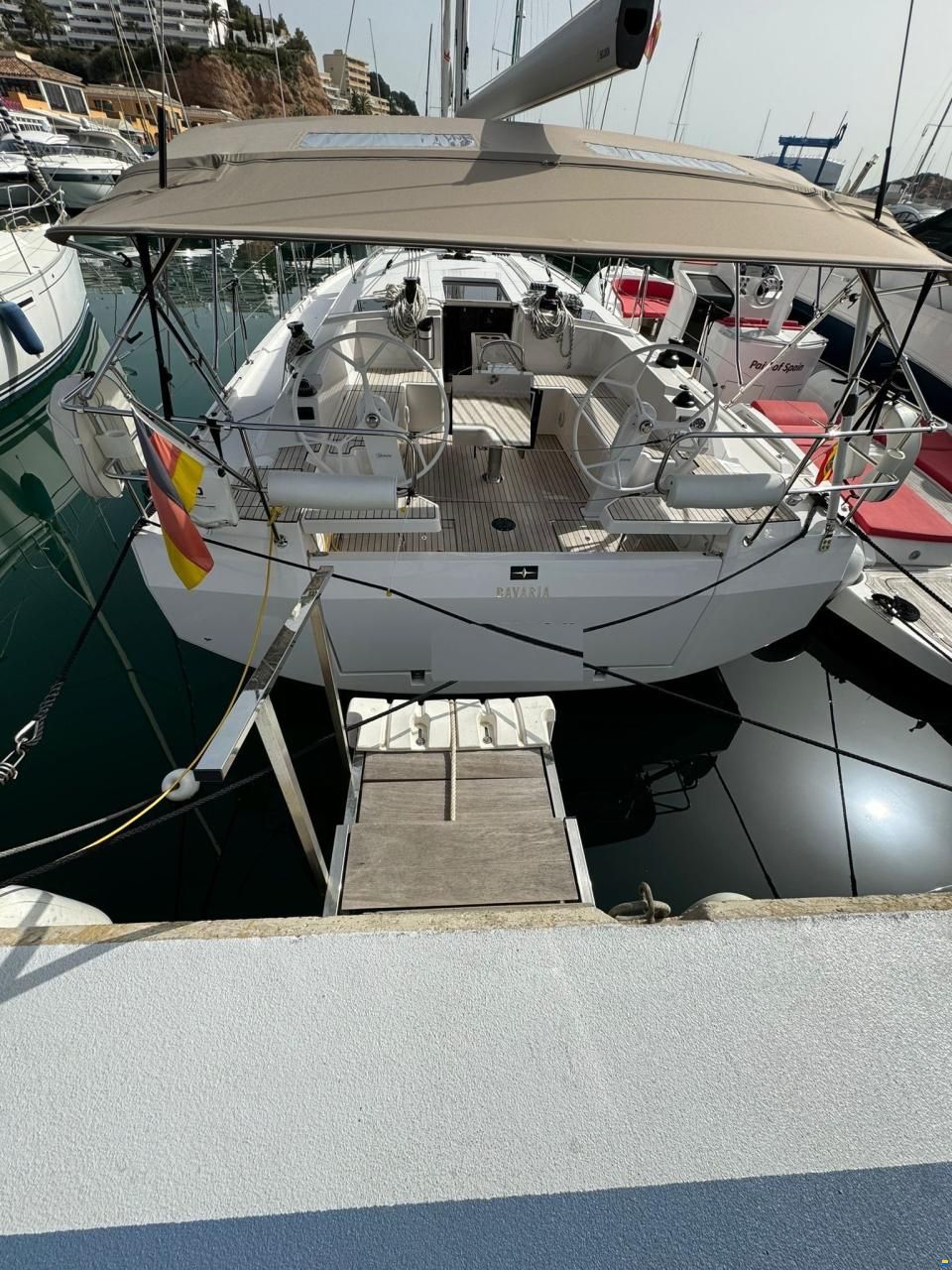 Bavaria C42