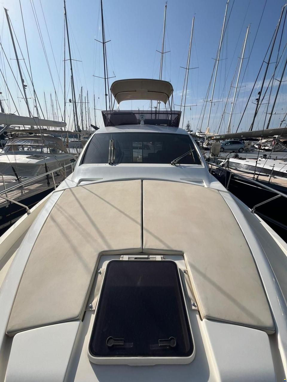 Ferretti 470