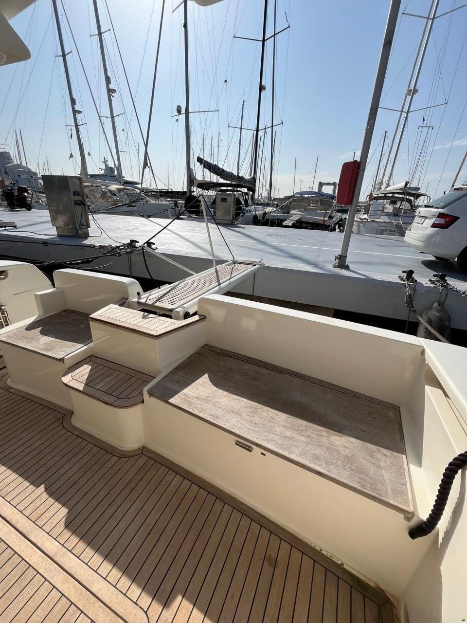 Ferretti 470