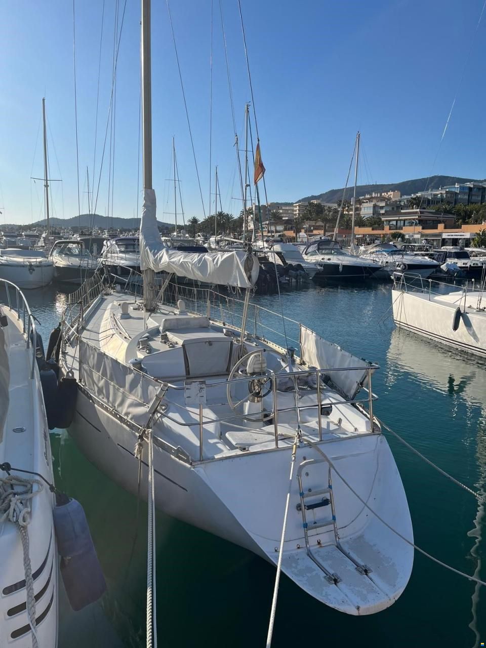 West Wind 35