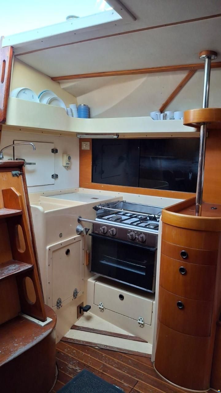 West Wind 35