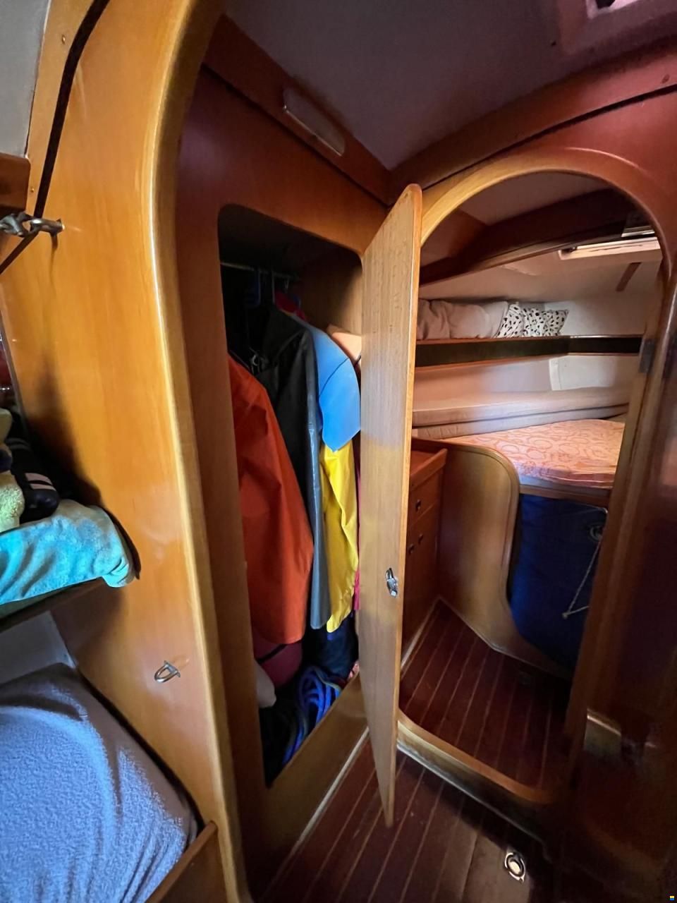 West Wind 35