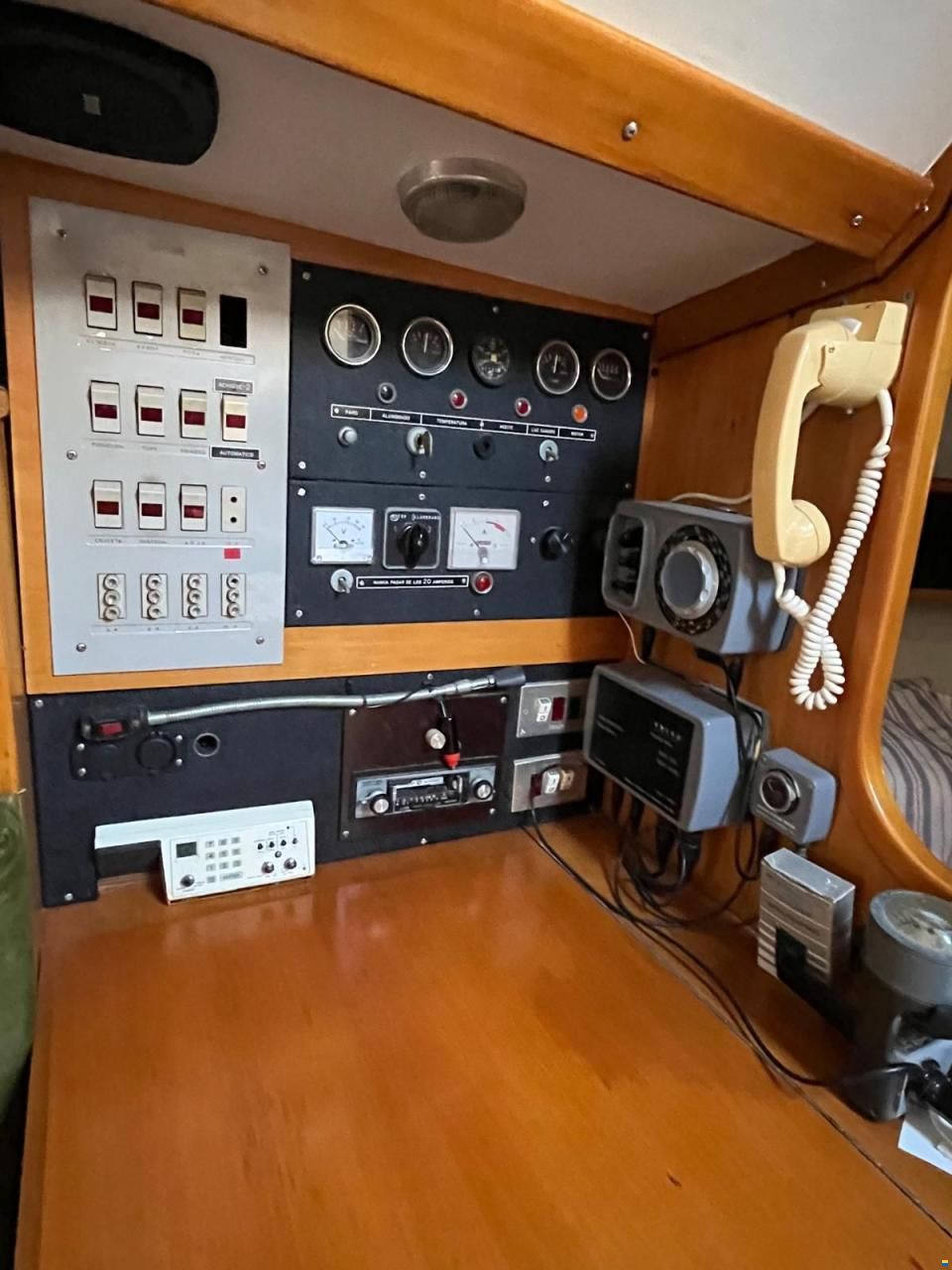 West Wind 35