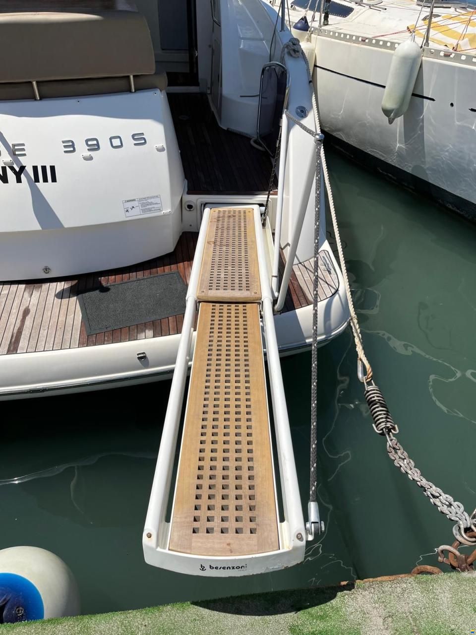 Prestige 390 S