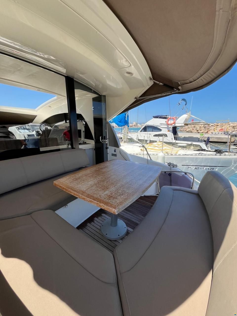 Prestige 390 S