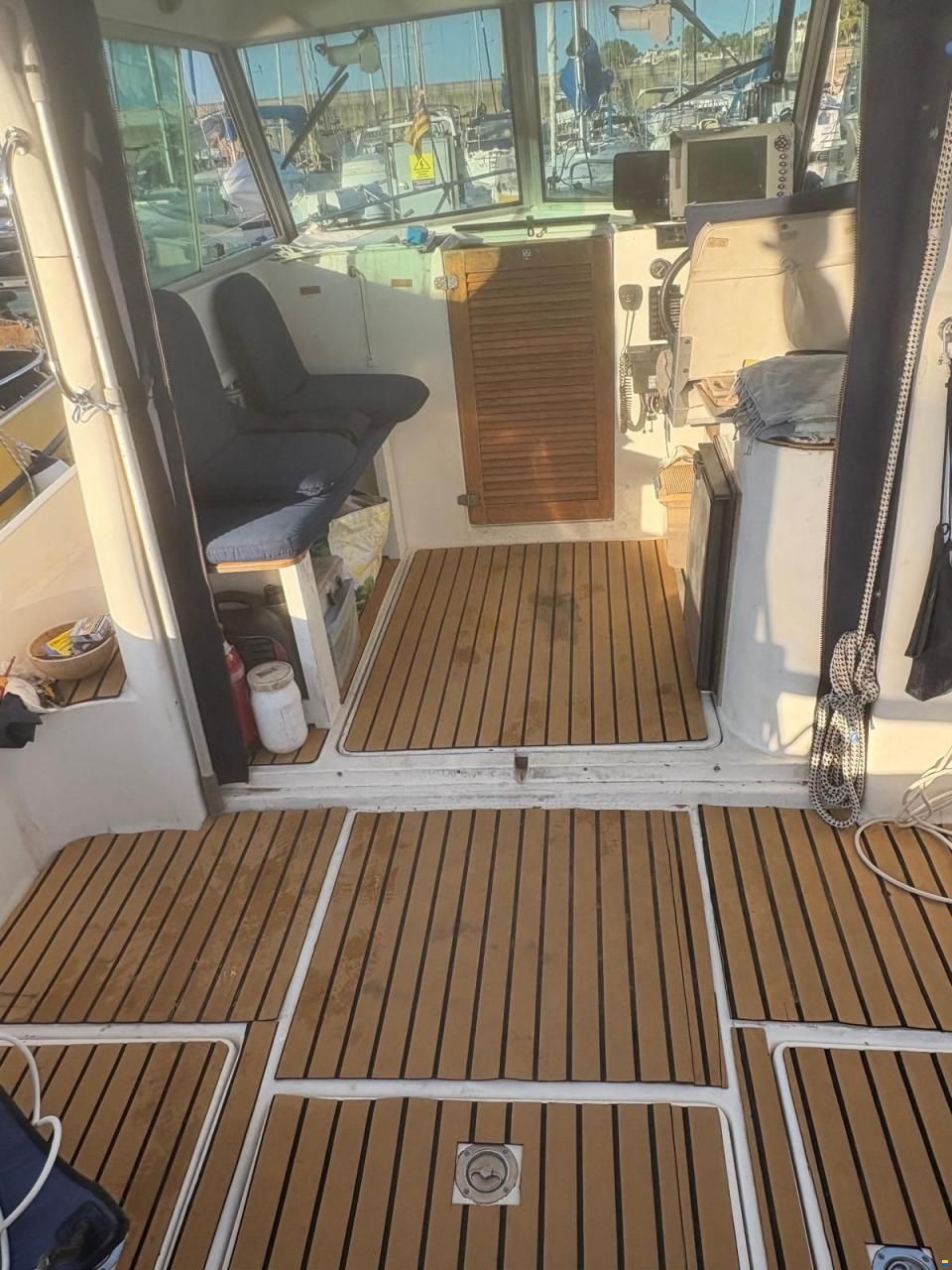 Astinor 700