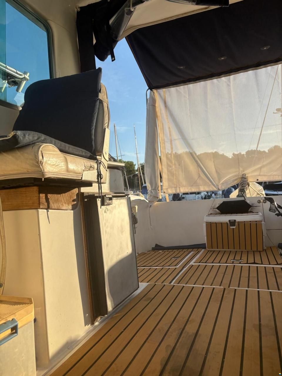 Astinor 700