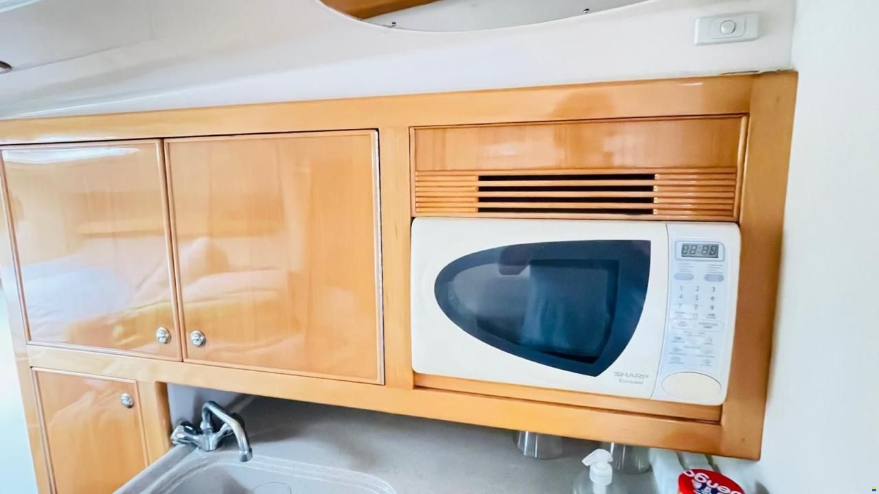 Riviera 3000 Offshore
