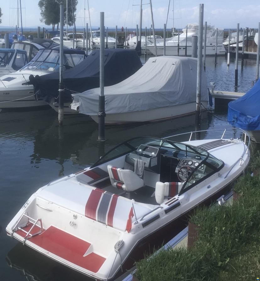MerCruiser Lambro Astron 680