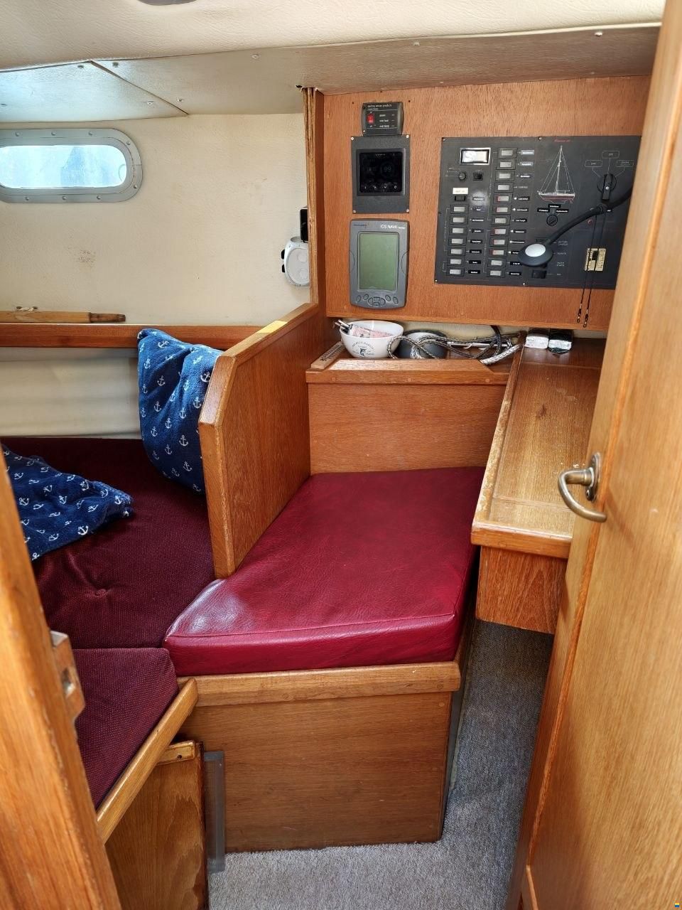 Trident Marine Warrior 40 MK II
