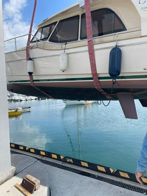 Greenline 33 Hybrid