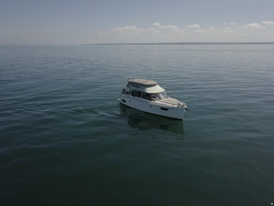 Bavaria E40 Fly