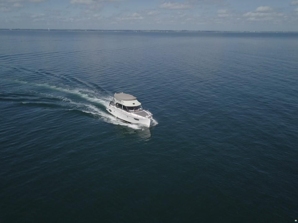 Bavaria E40 Fly