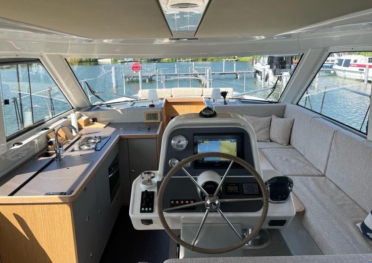 Bavaria E40 Fly