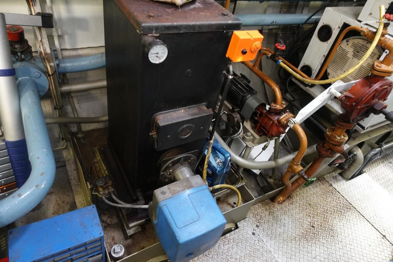 Motorschip Carolien (ex RHD 8)