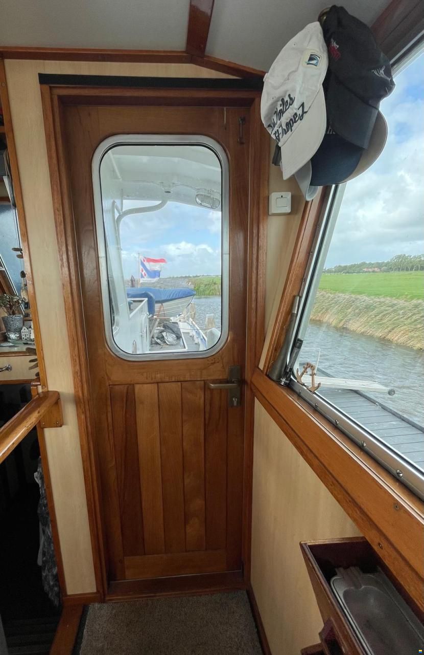 Motorschip Carolien (ex RHD 8)