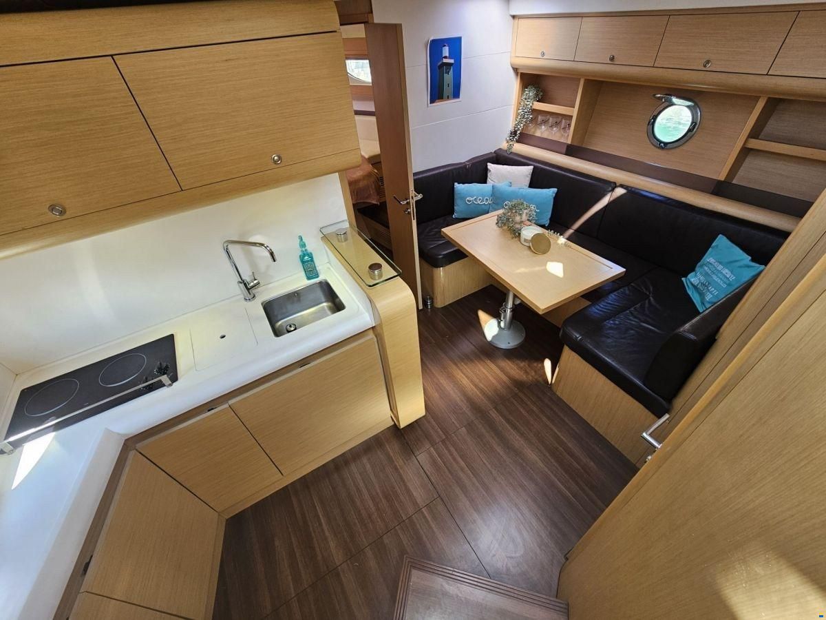 Beneteau Flyer GT 44 HT