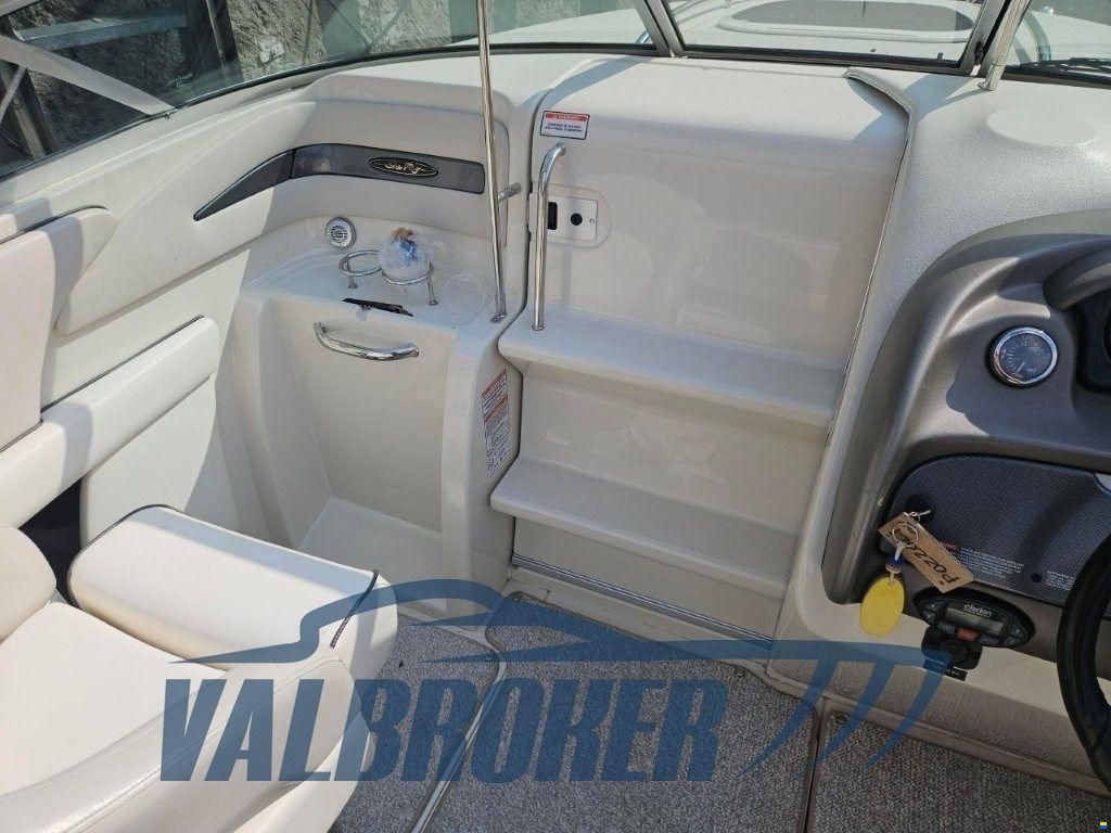 Sea Ray 210 OVERNIGHTER