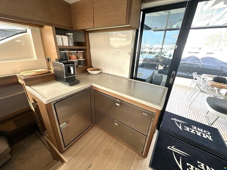 Lagoon 50