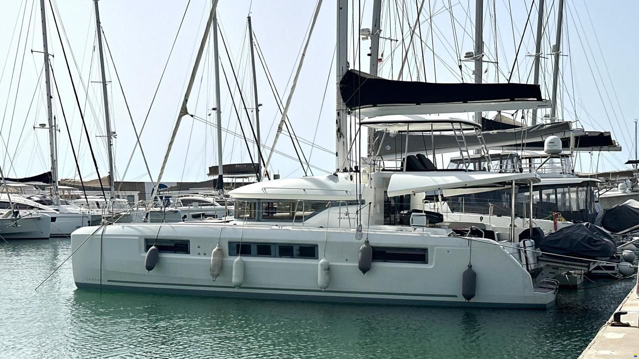 Lagoon 50