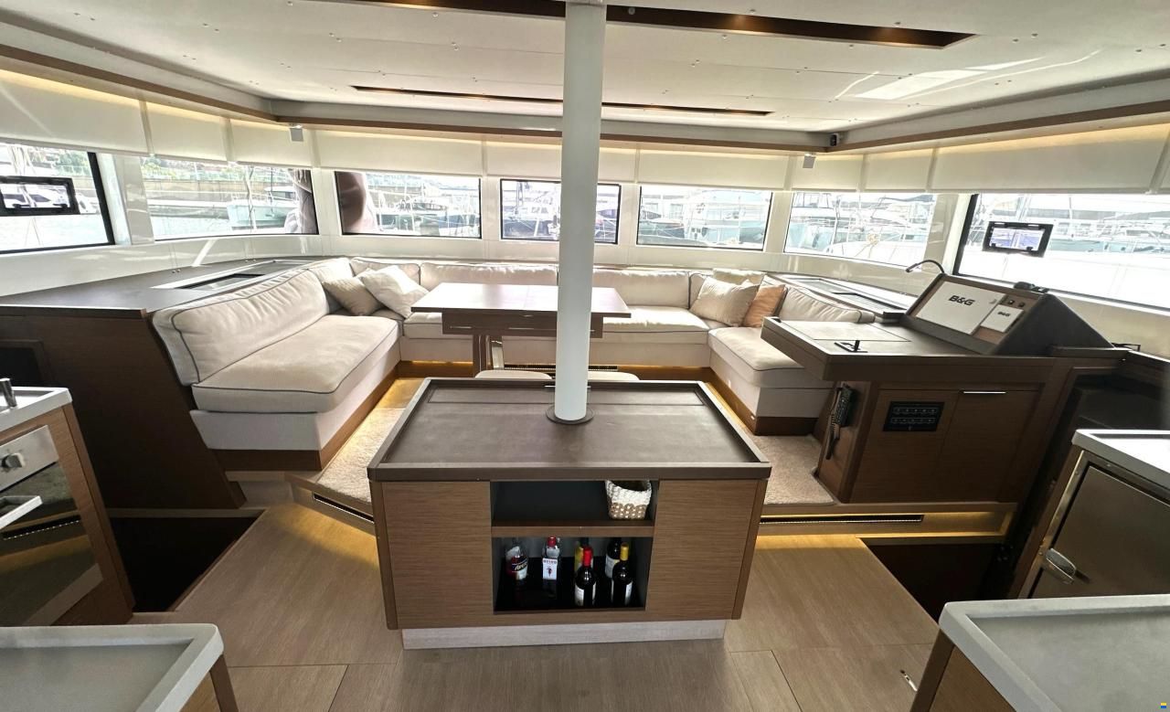 Lagoon 50