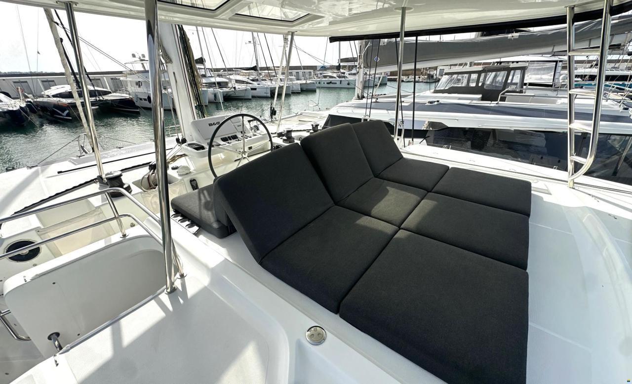 Lagoon 50
